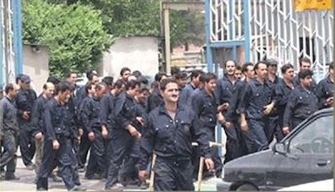 Iran: 500 Tabriz petrochemical workers on strike