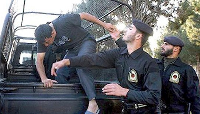 Iran: 3 bloggers, student activists arrested recently in Shiraz & Ahvaz