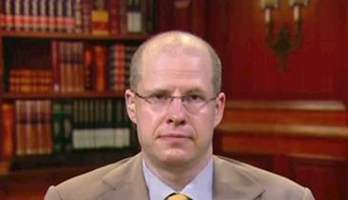  'Senior advisor at the Council of Foreign Relations'