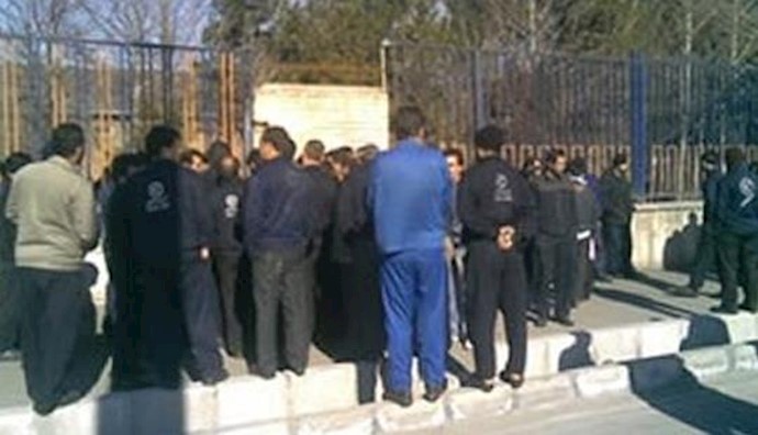  'Iran Tire Company workers staging protest rally'