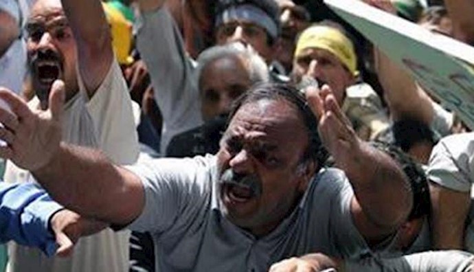 Iran: dairy factory workers protesting in Brujen