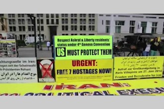 Iranians Rally in Berlin – “No to Dictators”