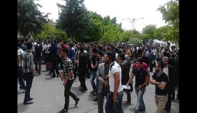 Tabriz Open University students hold protest rally