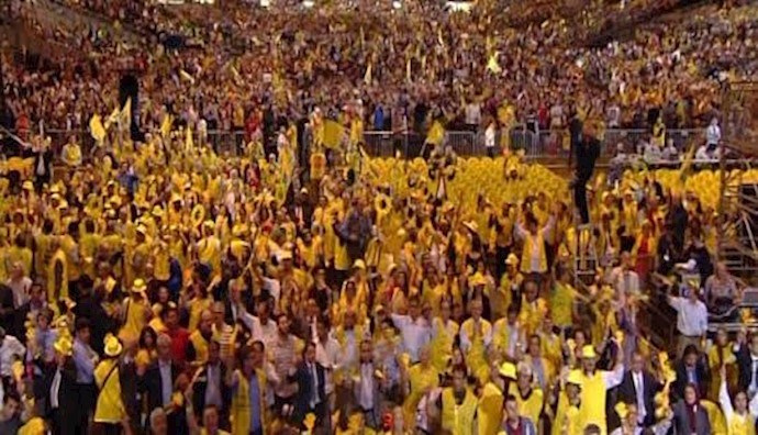 The ongoing glamorous gathering of the Iranian people in Paris