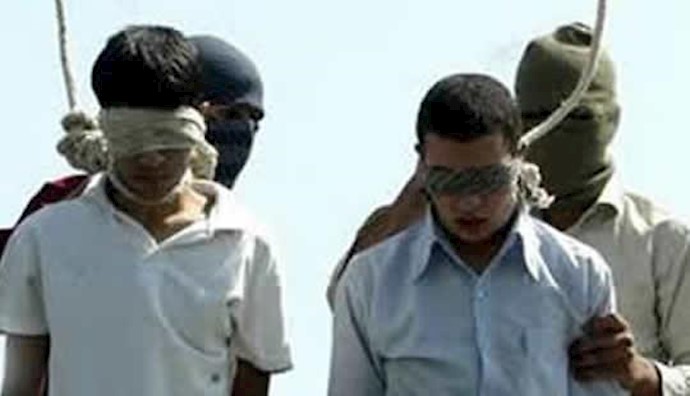  'Two political prisoners wre executed '