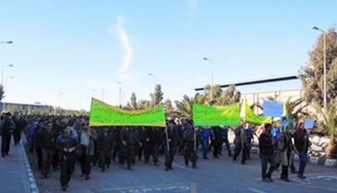  'Ahvaz Pipe Company workers in protest rally'