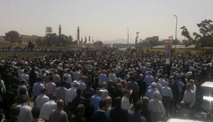 Latest Iran protests news along with strikes