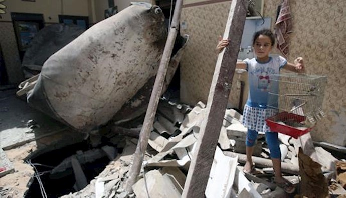  'Gaza homes bombed by Israeli forces'
