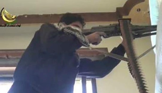 Syrian rebels clash with Assad forces near Damascus, Aleppo and Deir al-Zur