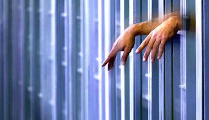 Iranian woman desperately awaits father’s return home