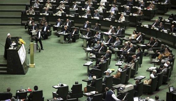 Iran MP: Interior Minister receives yellow card for hijab situation