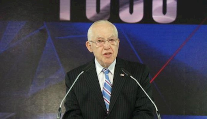  'Michael Mukasey'