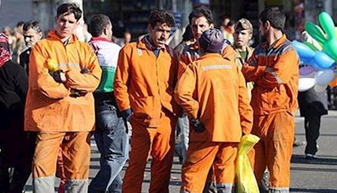 Iran: Sanandaj municipality workers on strike