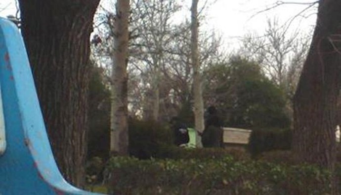 Tehran municipality plans to separate boys & girls seats in parks