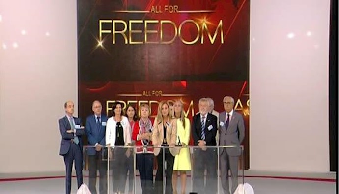 Senator Margarita Duran Vadell, leading a delegation of Spanish MPs to the annual Iranian Gathering in Paris