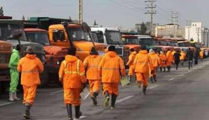 Iran: Shahr-e Kord municipality workers staging protest