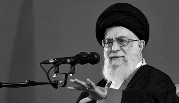 Khamenei calls for stopping activities of political currents in universities