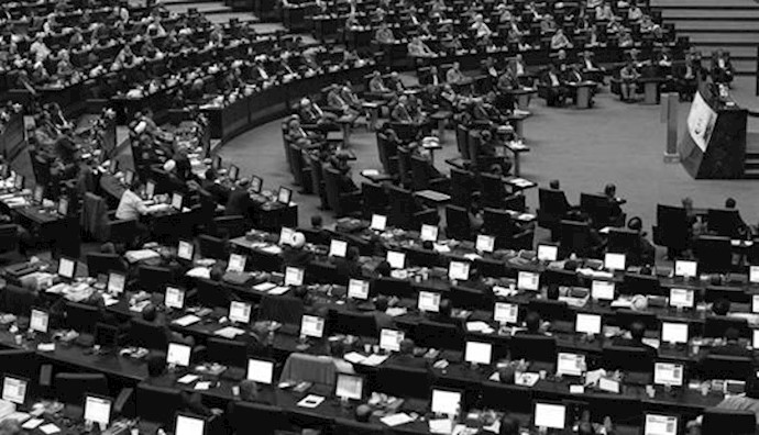 Iran: 200 MPs support gender segregation plan in Tehran municipality