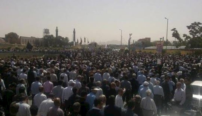 Reports of numerous clashes and protests across Iran