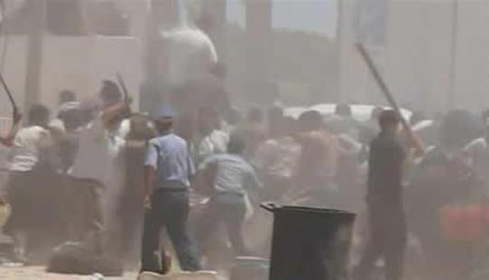  'Foreigners have been seen fleeing to borders of Libya after intense clashes erupt'