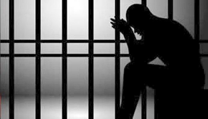 Iran: Baha’i activist transferred to solitary confinement