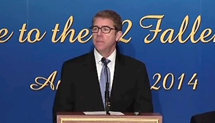  'Ambassador Lincoln Bloomfield'