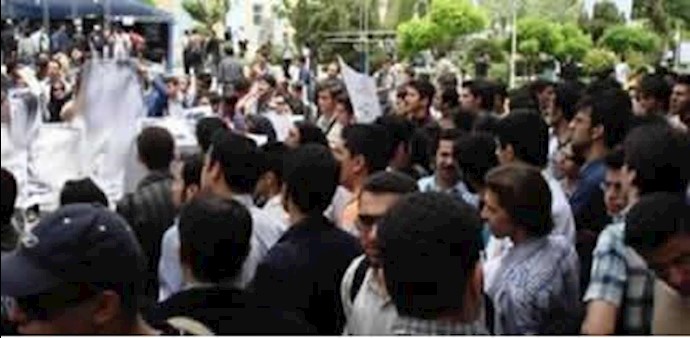 Iran: Student and teacher’s protest spreading to different cities