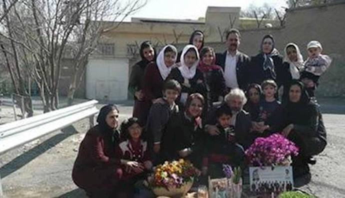 Iran: families of Dervish inmates stage protest gathering outside Evin Prison