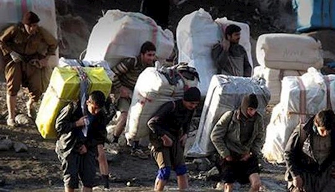  'Kurdish load carriers in Iran'