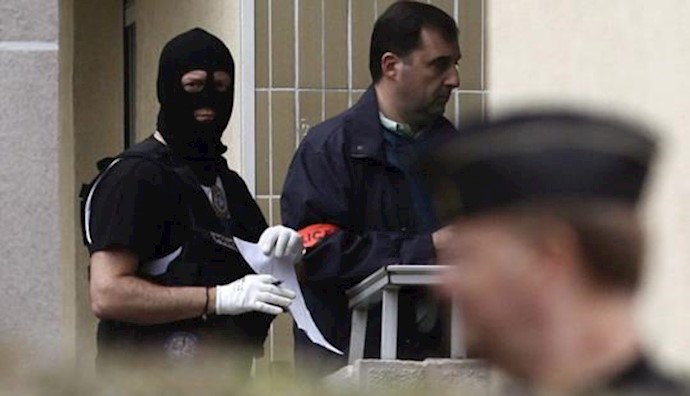 France charges 5 in Islamic State recruiting ring