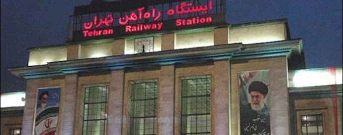 Tehran; Passengers clashed with the baggage controllers on train station