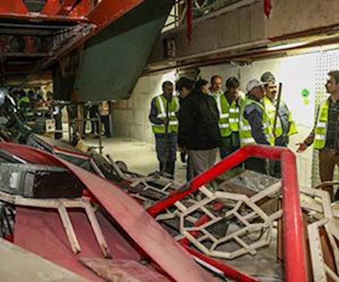 Tehran: State Security Guards and city hall agents vandalized 200 shops in a mall