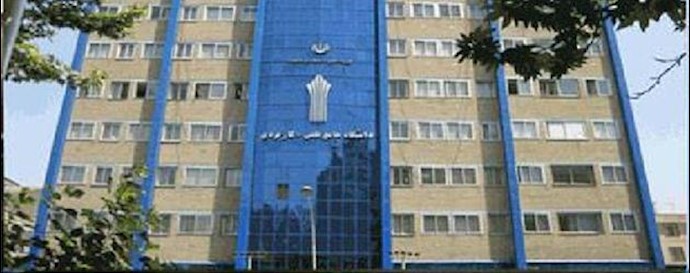 Tehran: Two female students taught University police a lesson they don’t forget