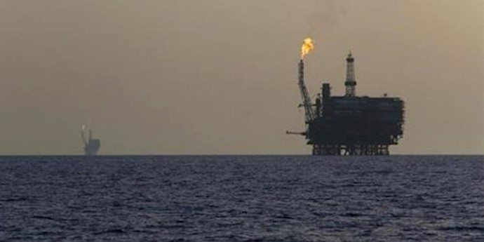 Oil steadies under $50 but outlook uncertain