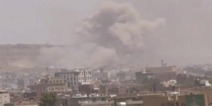 Saudi-led coalition destroys armed trucks near Yemen border