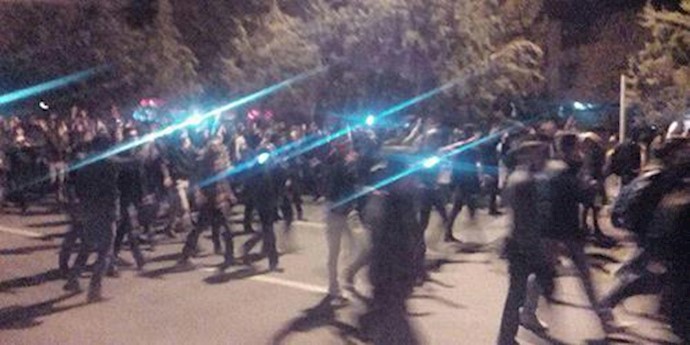 Azeri compatriot protests continue in different cities, Urmia students demonstrate with slogan “Khamenei shame on you”