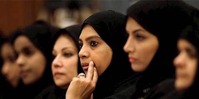 Saudi women campaign for the first time