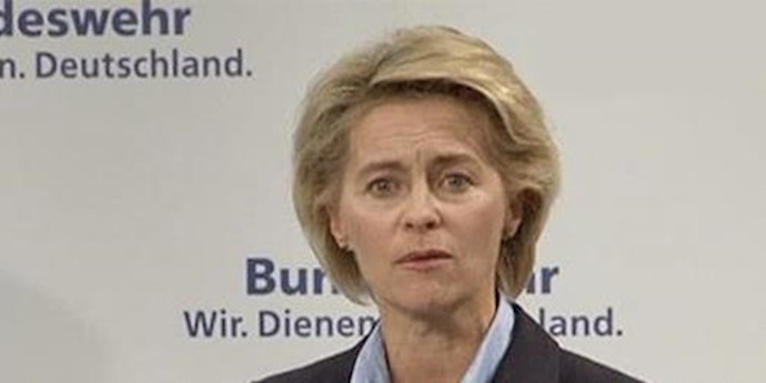 Germany offers recon jets, navy ship for IS fight