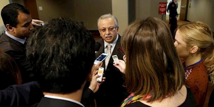  'Saudi Ambassador to the UN Abdallah Y. Al-Mouallimi, center, speaks to reporters outside a Security Council consultation '
