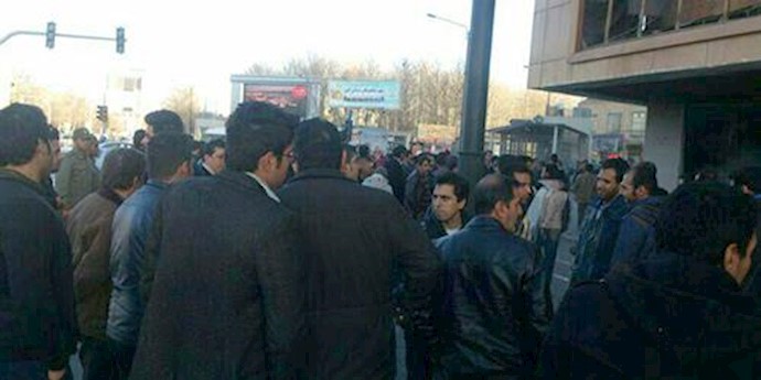 Iran: the number of Mashhad protesters passed 2,000