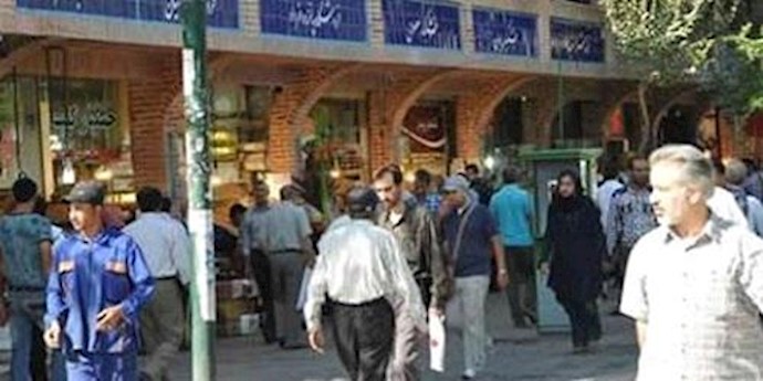 Iran government employees, workers and unions are on strike in defiance of economic hardship