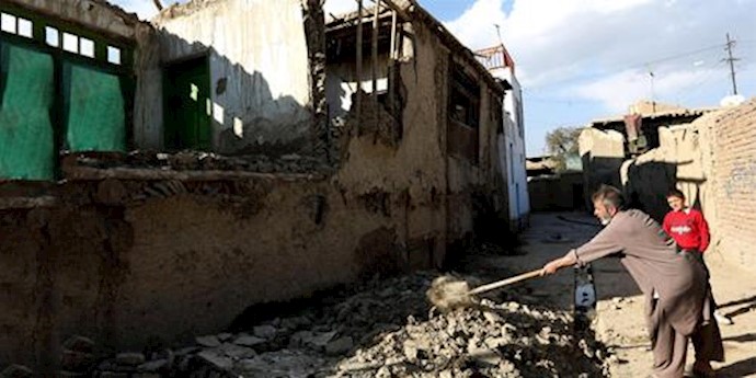  'Geological Survey reported that the quake measured at magnitude 6.2 and was centered in the Hindu Kush region of Afghanistan [file photo] '