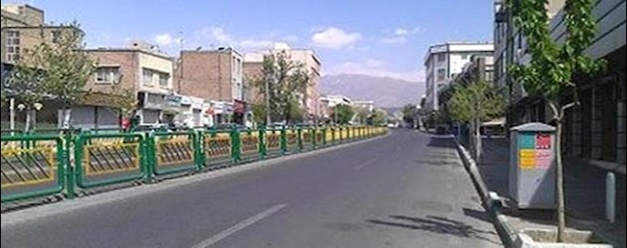 Tehran: Students chastise 2 plain cloth Basij agents
