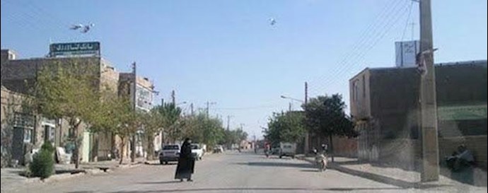 Tehran, Khani-abad: government backed plain cloth agents fleeing when facing brave and daring youth