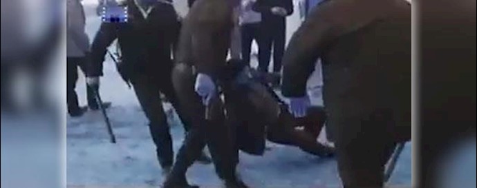 Iran: Security Forces attack a youth protest gathering in Mahshahr