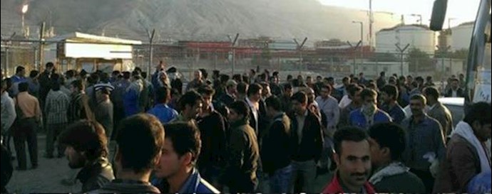 Iran, Asalouyah: 12 striking workers of “Azmoon Metal” Company arrested