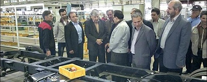 Ardebil: protest of personnel of “My Van” bus manufacturing company