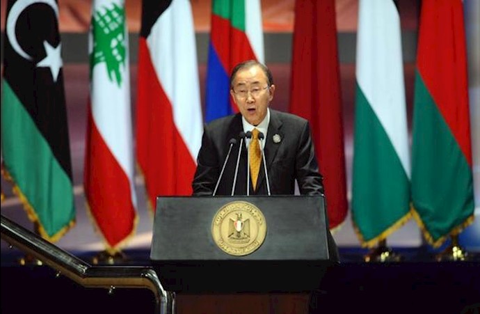 Arab leaders meet amid Saudi-led Yemen offensive