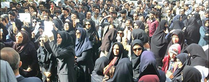 Iran’s teachers protest gatherings are picking up momentum