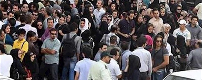  'Applicants for buying houses are protesting lack of services and delayed delivery'